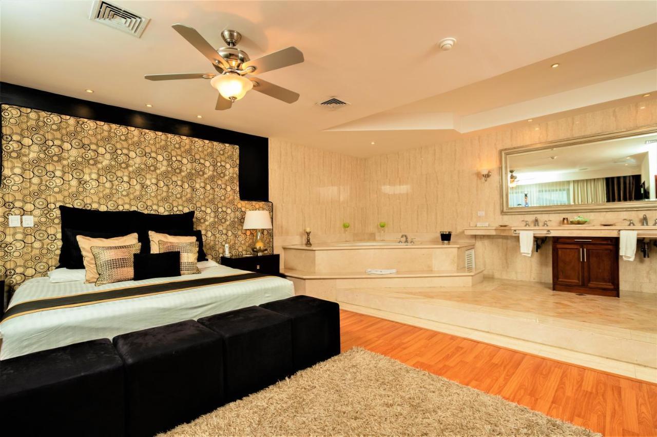 Hotel Palma Real Сан Хосе Екстериор снимка